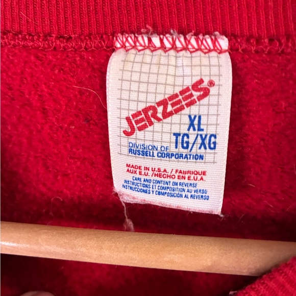 Women’s VTG Jerzees Red Festive Santa Crewneck Sweater - Picture 3 of 6